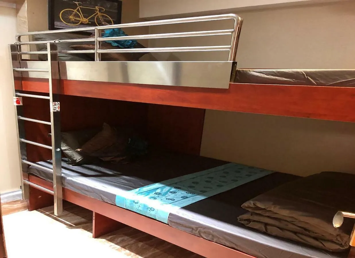 Rich Hostel Hong Kong 0*,  China