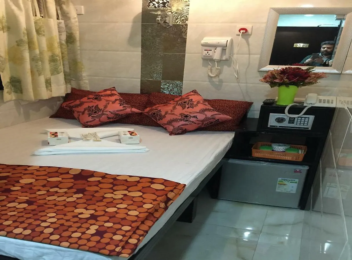 Rich Hostel Hongkong 0*,