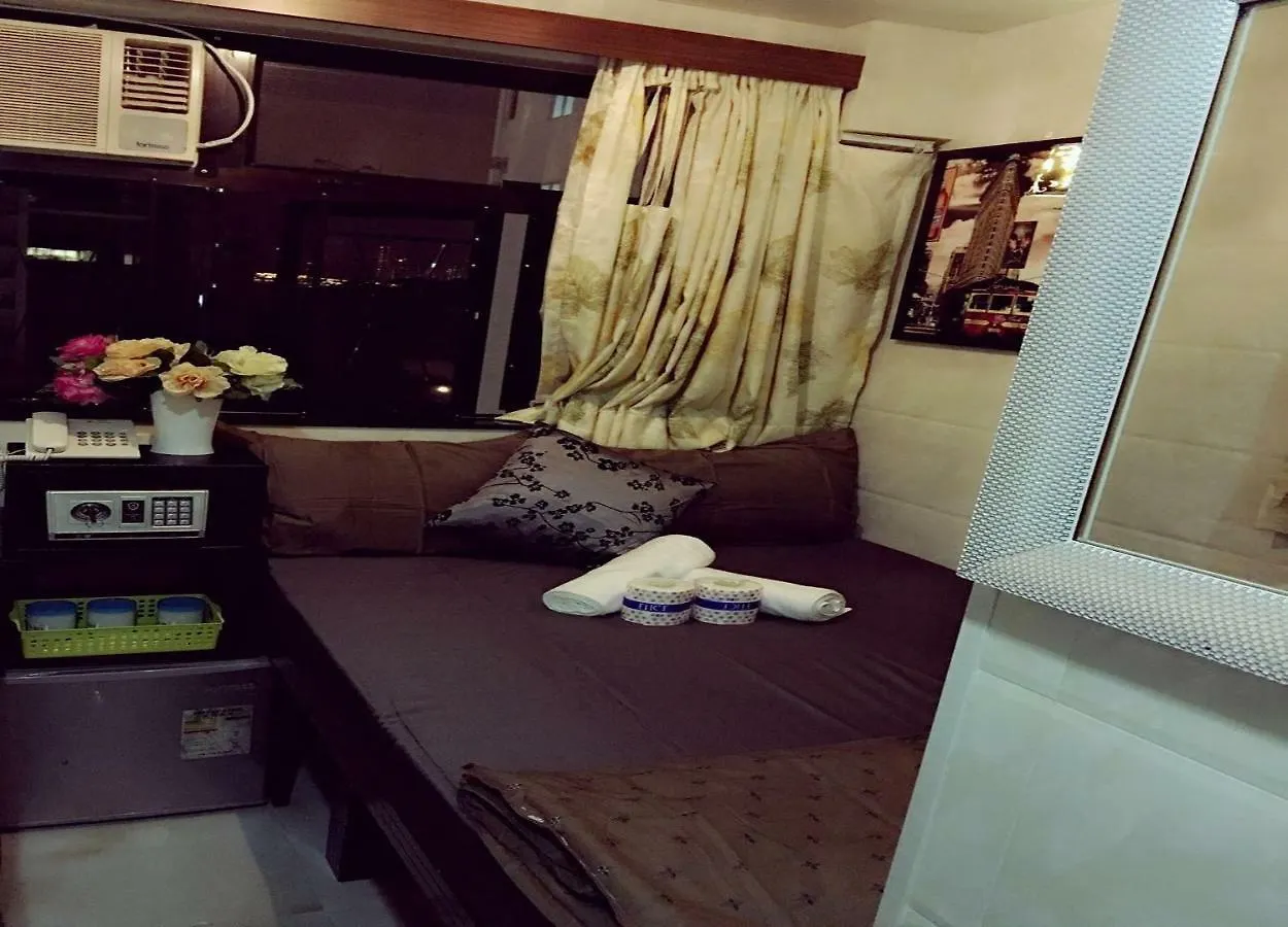 Rich Hostel Hong Kong Guest house